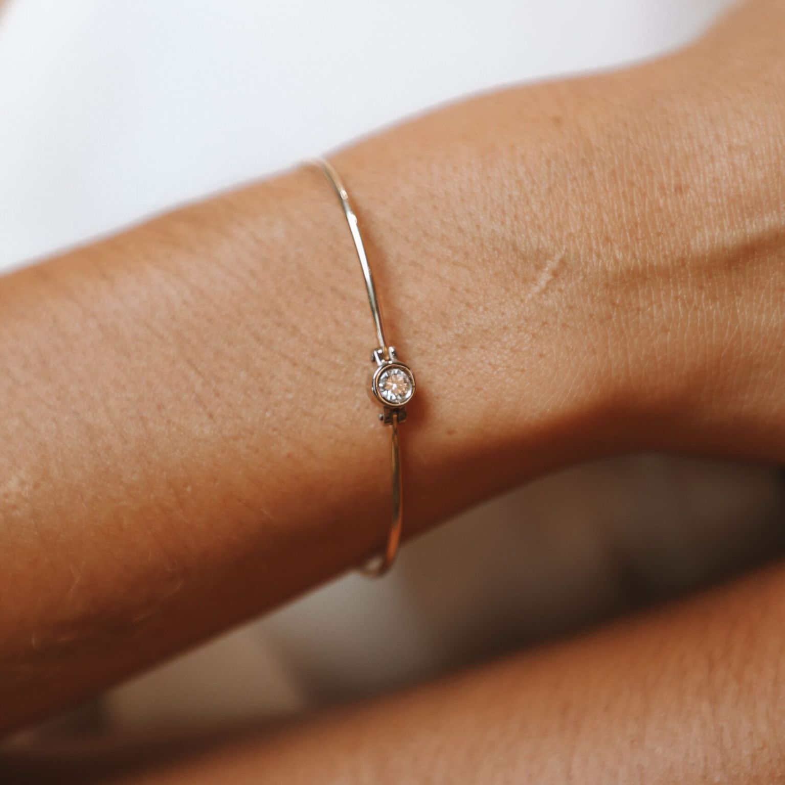 Bracelet semi rigide constellation porte or jaune et gris diamant 025cts — Bosc Joaillerie